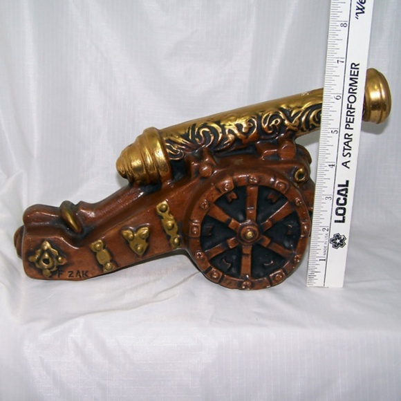 VTG Ezra Brooks 1969 Cannon Whiskey Decanter - Picture 7 of 9